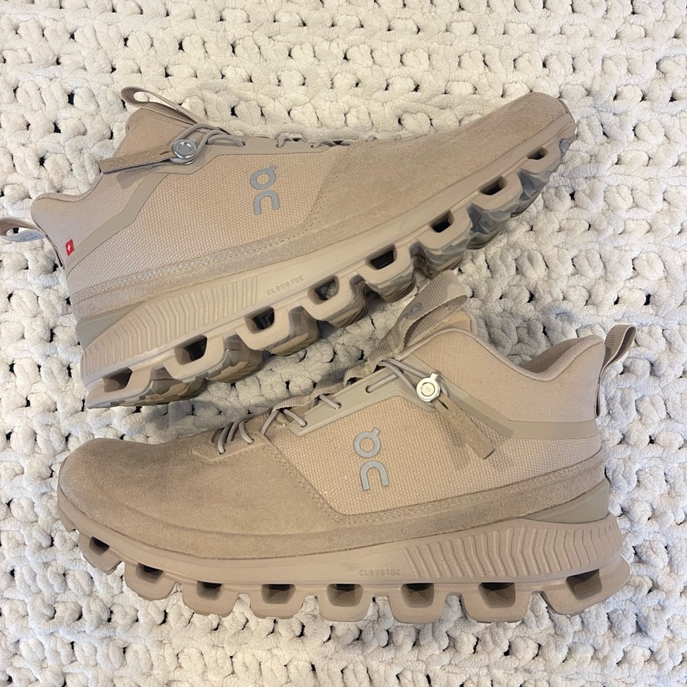 Cloud Hi Monochrome Sneaker